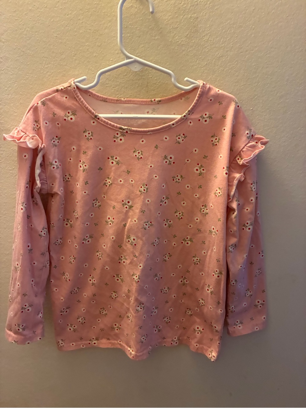 Girls' Pink Floral Long-Sleeve Ruffle Shoulder Top